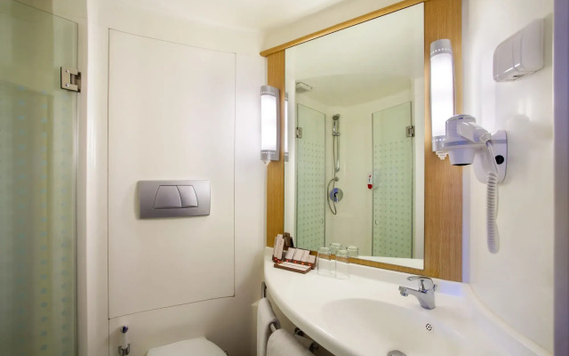 ibis Yogyakarta Adi Sucipto