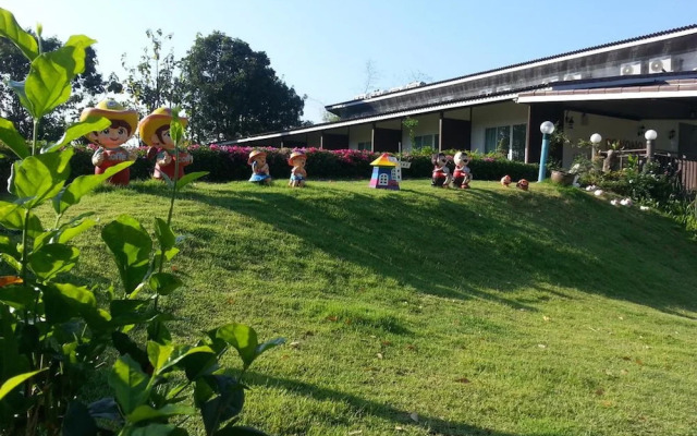 Banana Resort & Spa