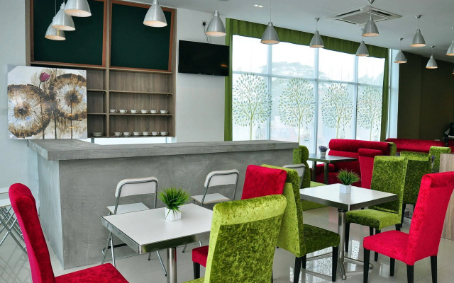 Le Garden Hotel