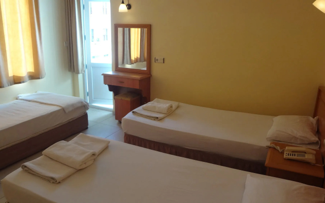 Cleopatra Icaria Apart Hotel