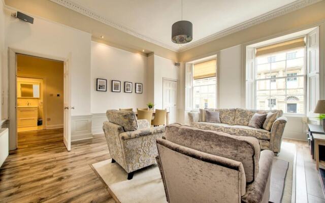 City Centre Georgian Maindoor 2bed/2bath Apartment