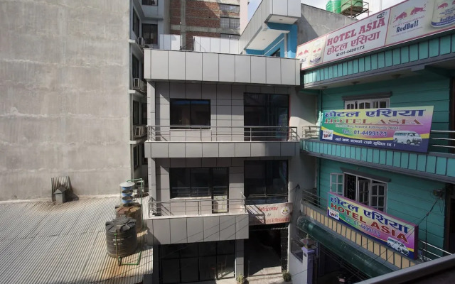 Oyo 419 Hotel Crossroads