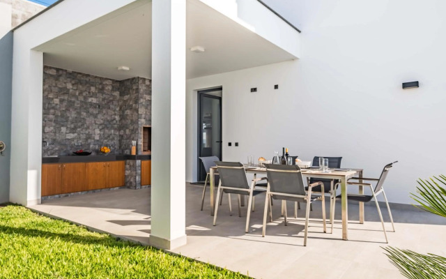 Villa Boa Nova Verde by MHM