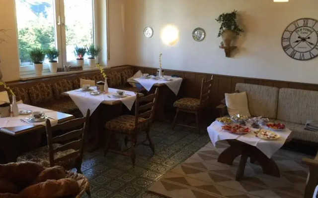 Pension am Faakersee / Haus Schalli