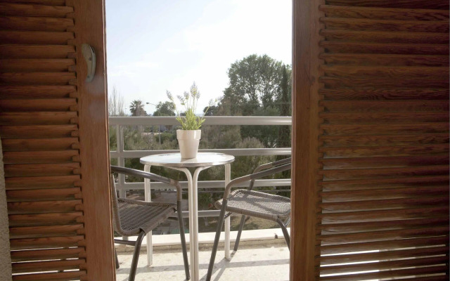 Minavra Hotel
