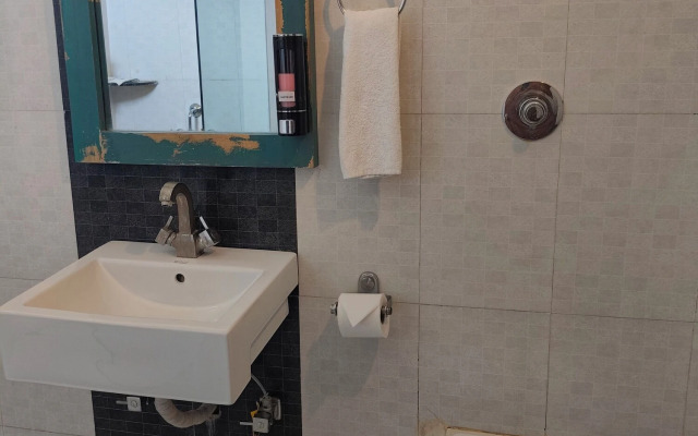 Aacorn Hideaway Resort & Spa