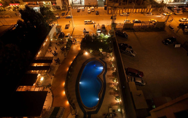 Monarch Parkview Hotel