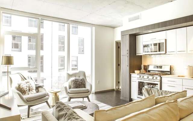 Pelicanstay in Portland Pearl District