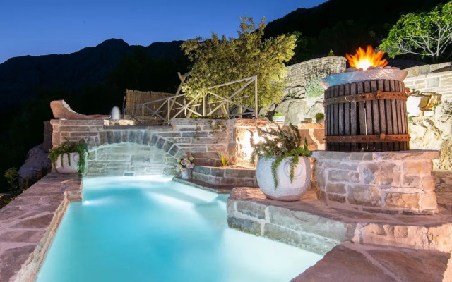 The Hidden Treasure Village - 3 Villas