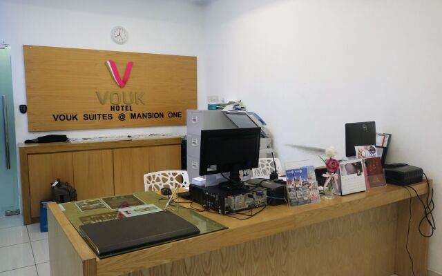 Vouk Hotel Suites