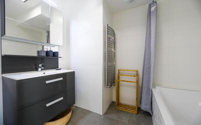 Les Choucas - appartement duplex lumineux avec parking