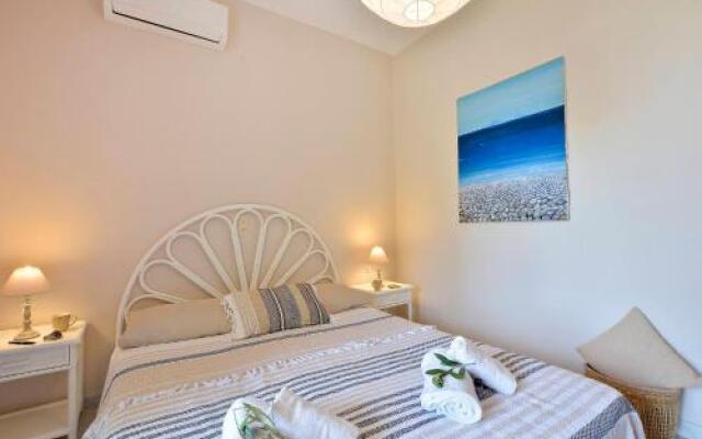 Ariadni Sidari Beach House