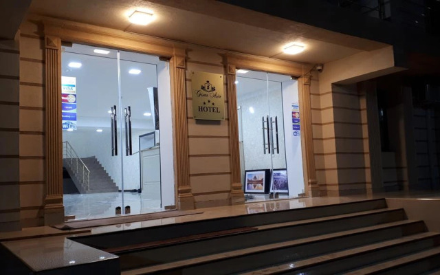 Gisar Asia Hotel