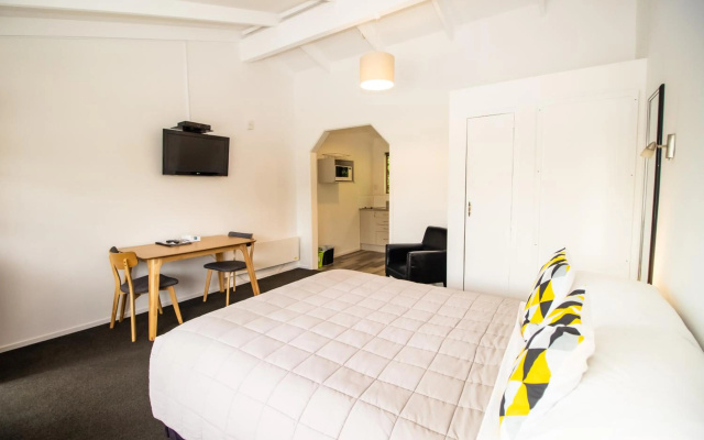 Colonial Lodge Motel – Guest Rooms – Oamaru