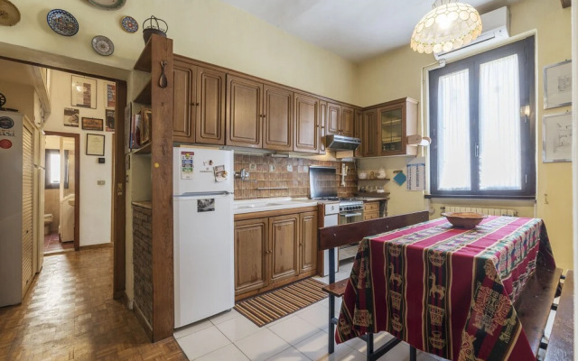 San Lorenzo Wooden Flat