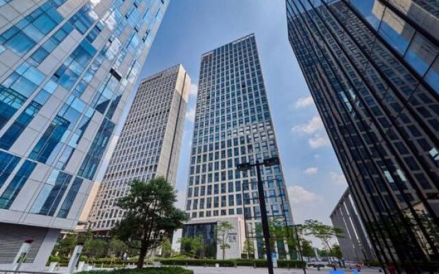 Silin Apartment (Guangzhou Pazhou Poly Exhibition Center)