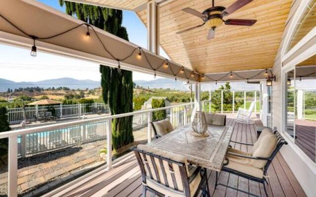 La Via Bella Retreat by the Lake