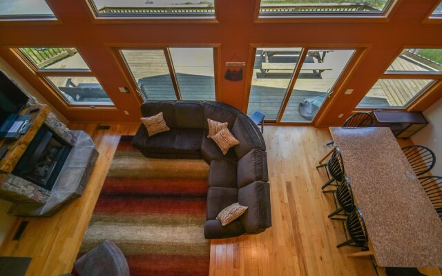 Rocky Adventures 5 Bedroom House