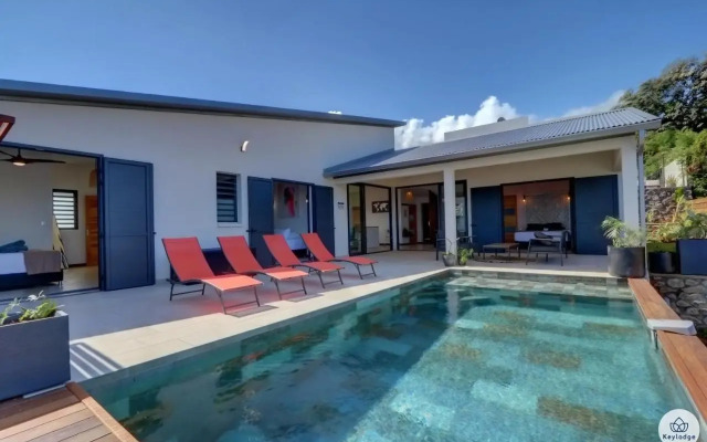 Villa Aïna - Piscine 4 étoiles - Vue mer - Saint Leu