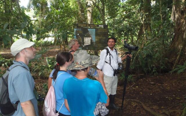 Tortuguero Adventures Guesthouse