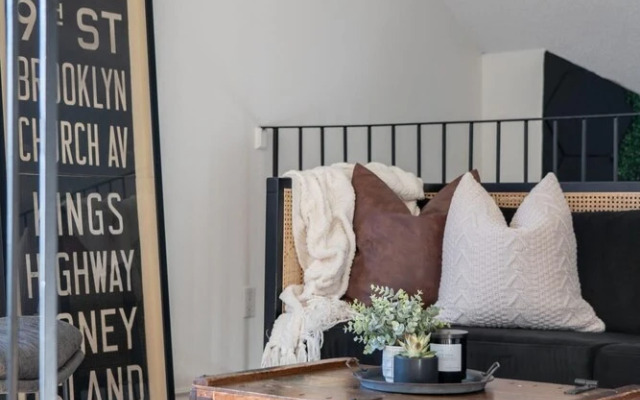 The Lost No Service Fees Penthouse Hot Tub