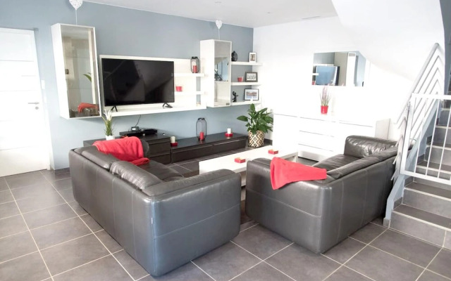 Villa With 4 Bedrooms in Lunel, With Private Pool, Enclosed Garden and Wifi - 18 km From the Beach