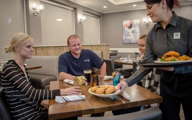 Holiday Inn Fargo by IHG