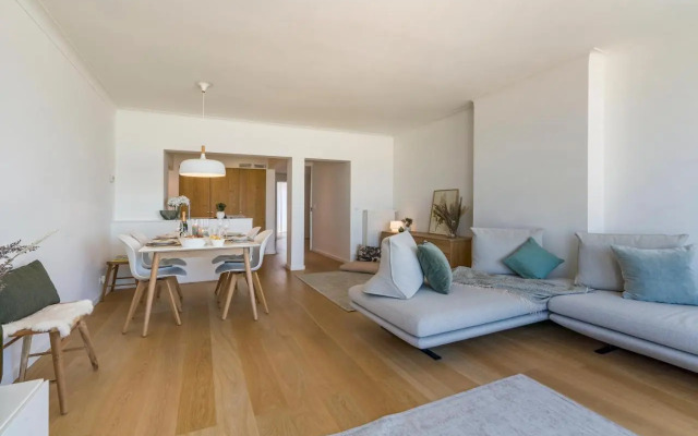 Seacarl - stunning apartment with frontal sea view