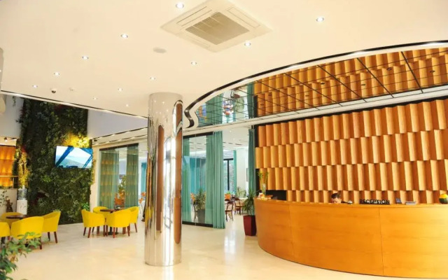 Hotel Leonardo