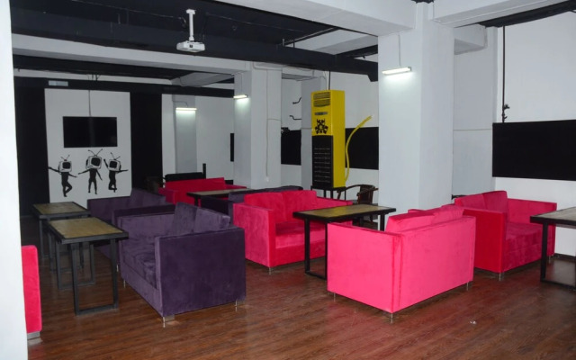 Capsule Hostel