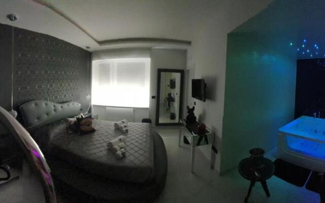 Distinto Suite & Rooms