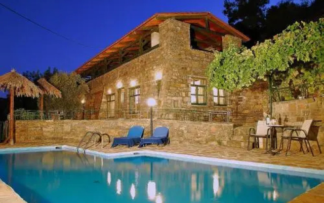 Holiday Home 2 Bedrooms 1 Bathroom - Prina