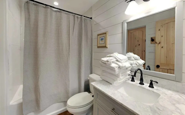 Wolf Bay Villas #106