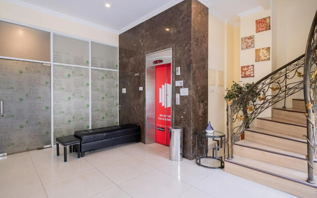 RedDoorz Plus @ Cideng Barat