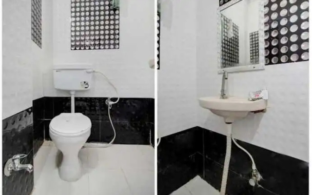 Goroomgo Anshika Inn New Town Kolkata