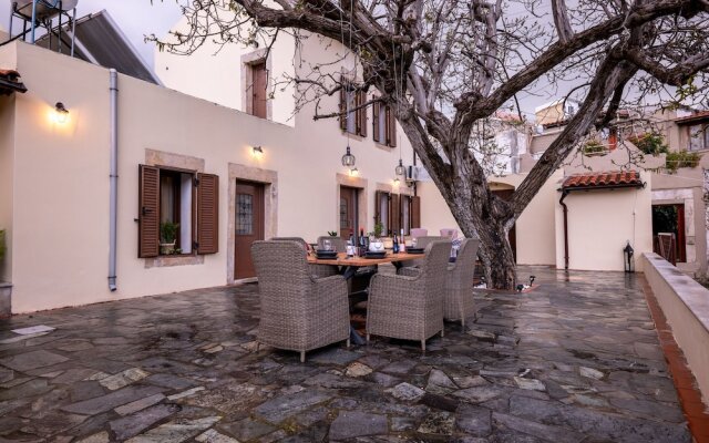 Walnut Tree Villa Ano Archanes-10km From Heraklion