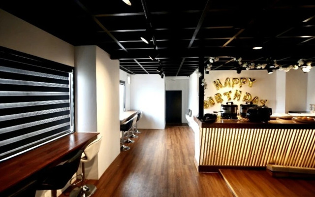 Cheongju Business Hotel JA