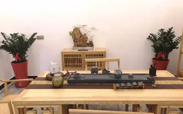 ShangHai WangHuYueShe Hotel