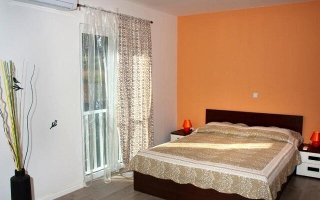 Apartments Premantura Dom