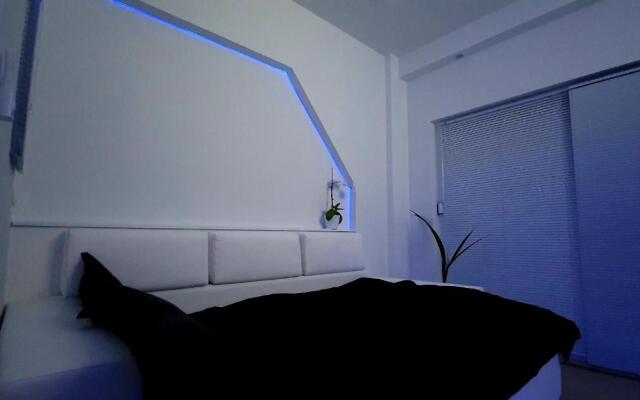 Jacuzzi Studio Apartment