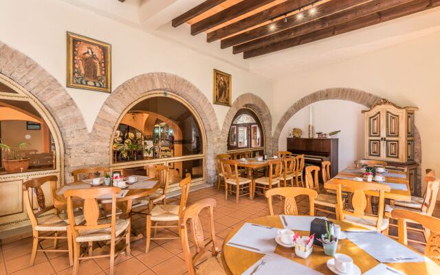 Hotel La Abadia Tradicional