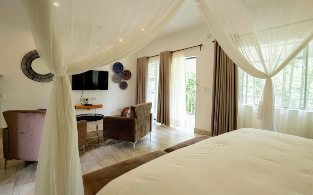 Pristine Deluxe Room With Kitchen and Pool - 2147