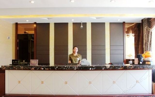 Gold Coast Hotel