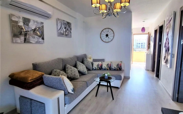 2-Schlafzimmer-Penthouse-Apartment mit frontalem Meerblick