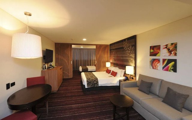 Mercure Gladstone