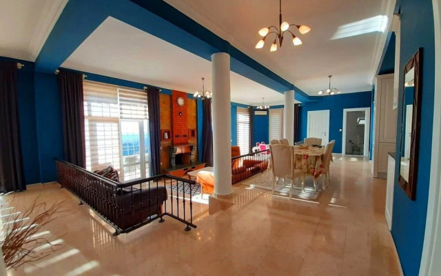 Five Star Breath Taking View Goldcity 52