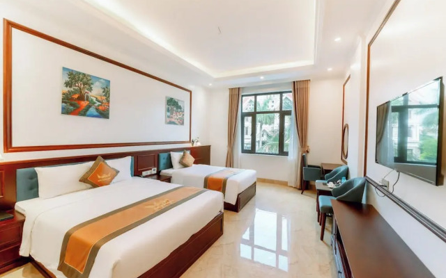New Ha Long Hotel
