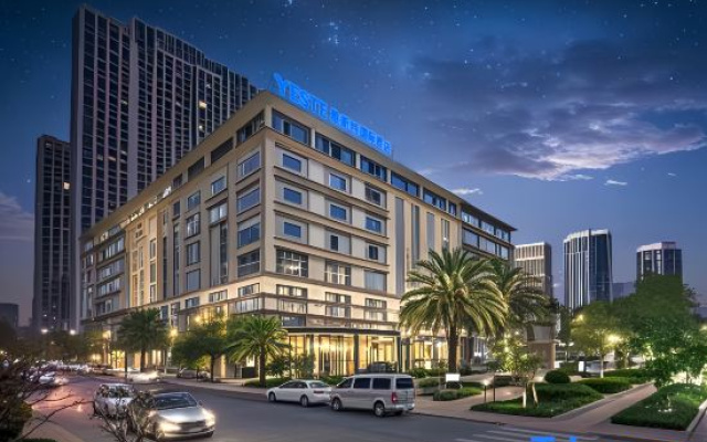 Yeste International Hotel (Qujing Qilin District Jiacheng Commercial Plaza)