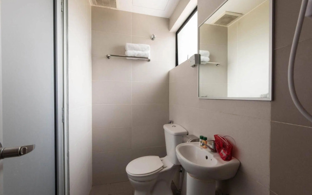 Swiss Cottage Hotel