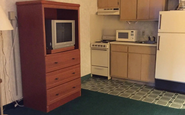 Comfort Inn & Suites Spring Lake - Fayetteville near Fort Bragg